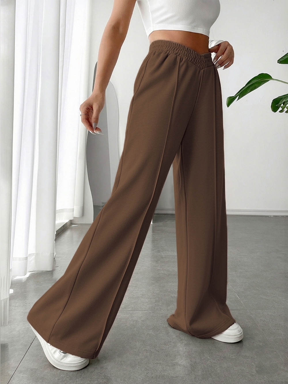 Wide Leg High-Waist Pants in Brown- Women - Picture 4 of 7